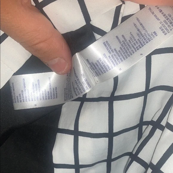 Forever 21 NWT Stylish Black and White Grid women Dress - Picture 9 of 11